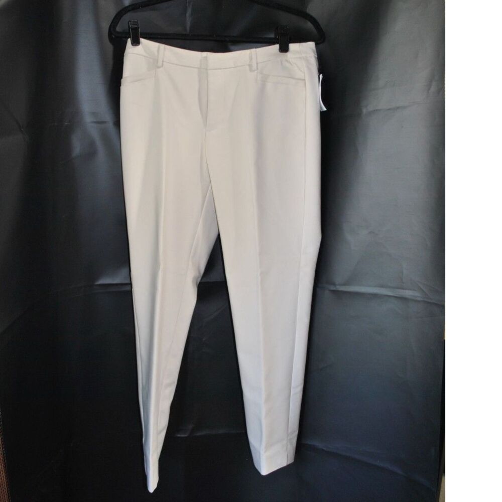 Dress Barn Roz & Ali Women's Cream Pant size 8 New with tags.